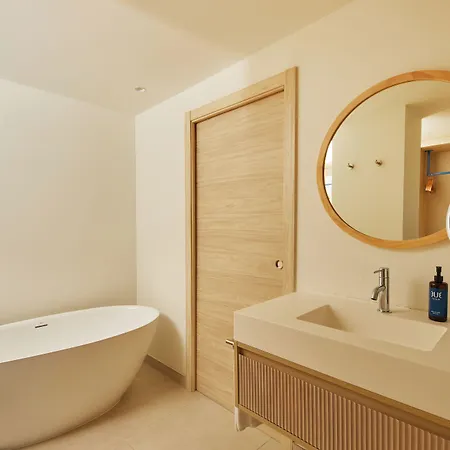 Stil Victoria Playa Hotel 4*